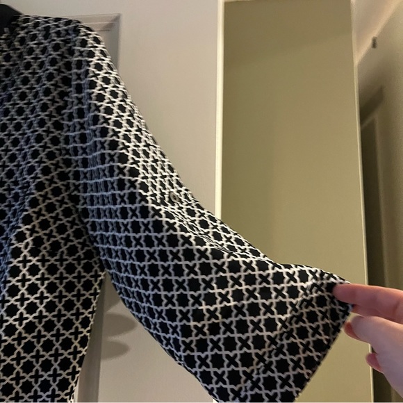 Ricki’s black and white polo style 3/4 sleeve blouse - Picture 3 of 10